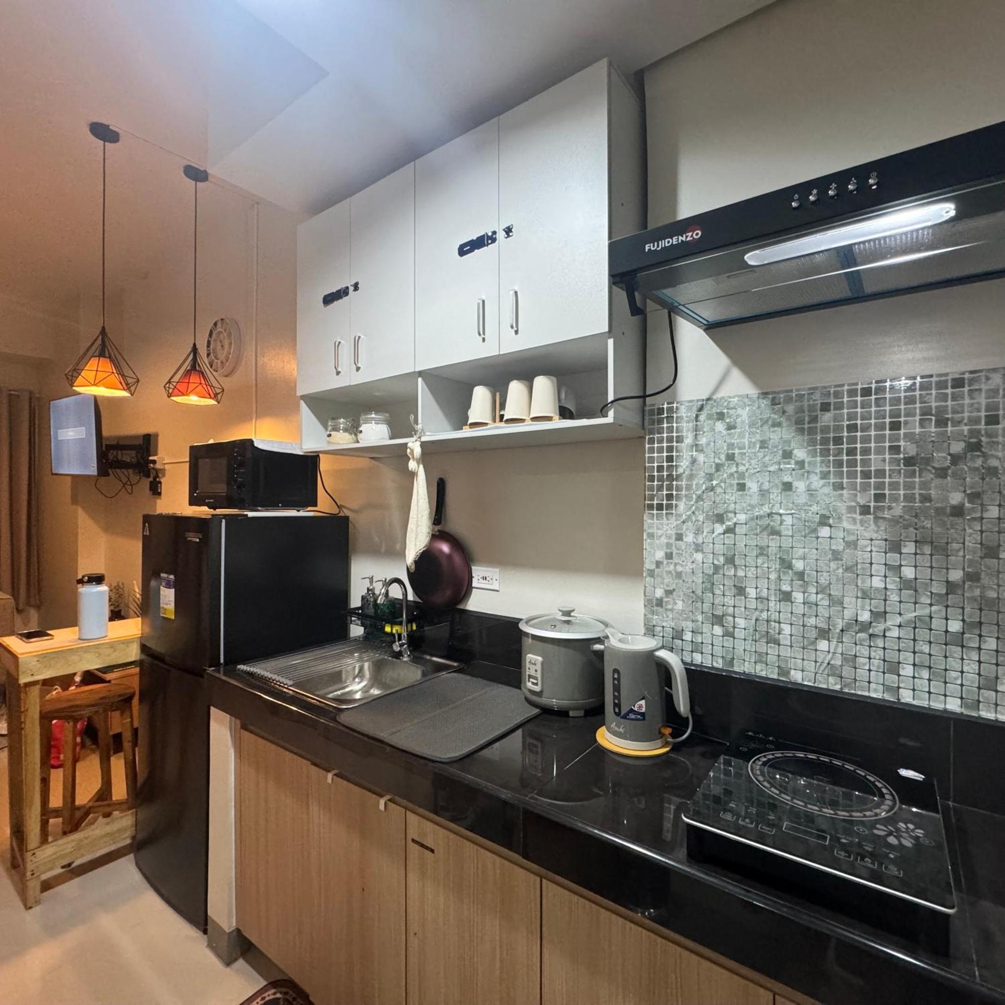 The J-Ma Ultiescape Charm Residences Condo Cainta Bagian luar foto