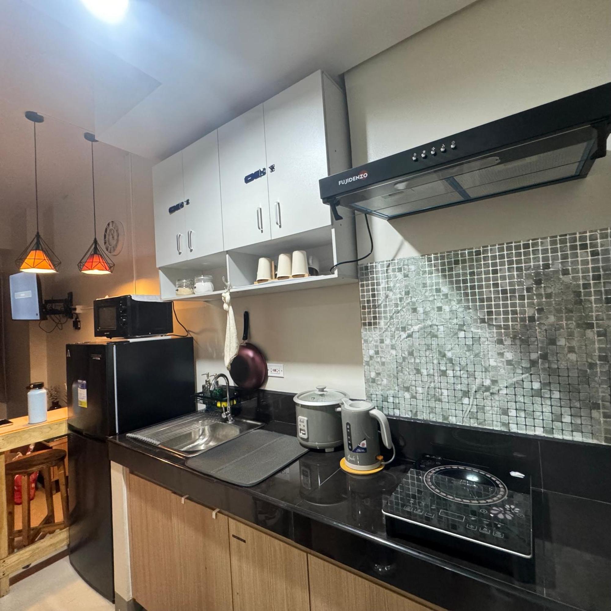 The J-Ma Ultiescape Charm Residences Condo Cainta Bagian luar foto